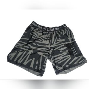 Nike PX Mens Shorts Size L LooseFit Sports Training Activewear Black And Gray